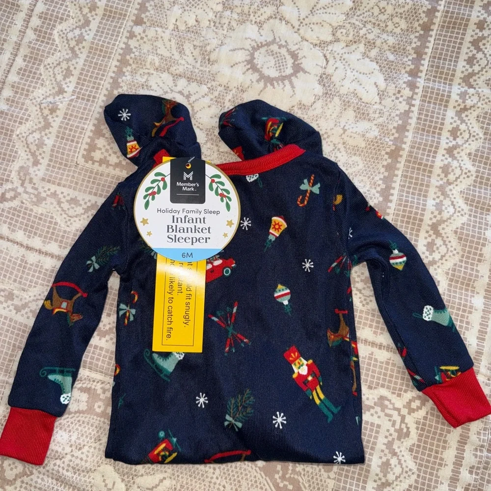 Members Mark zip up